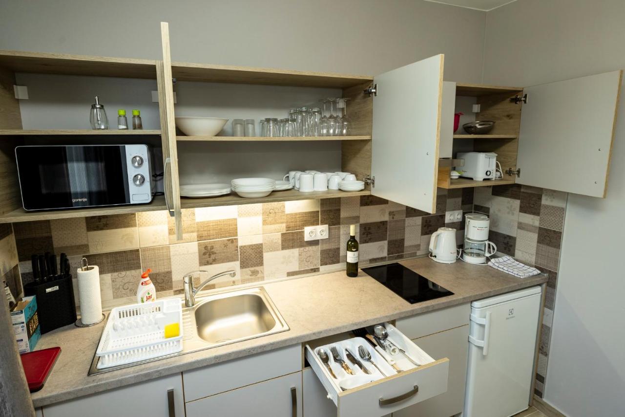 Star Apartman Eger Extérieur photo