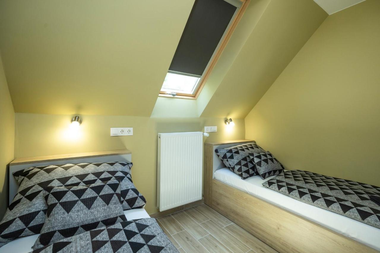 Star Apartman Eger Extérieur photo