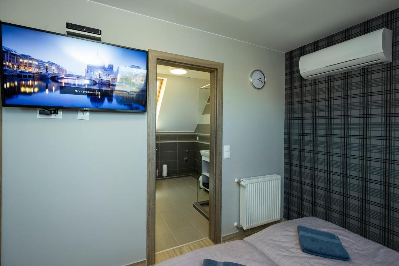 Star Apartman Eger Extérieur photo