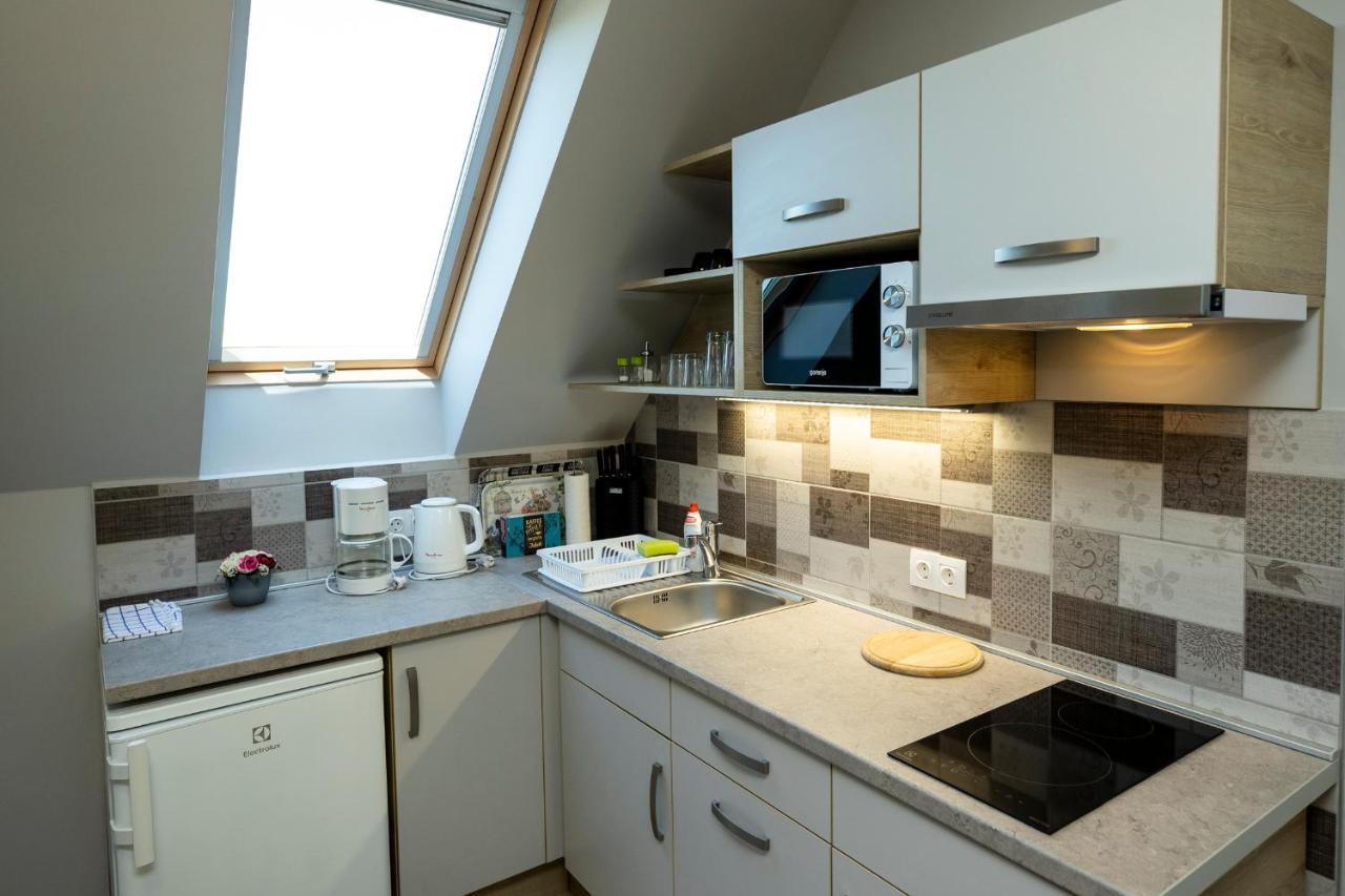 Star Apartman Eger Extérieur photo